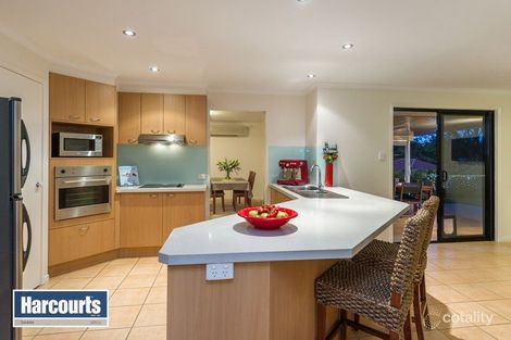 50 Walkers Rd, Everton Hills, QLD 4053