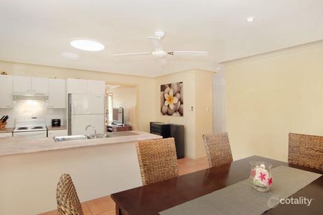 Property photo of 4 Castlereagh Crescent Bateau Bay NSW 2261