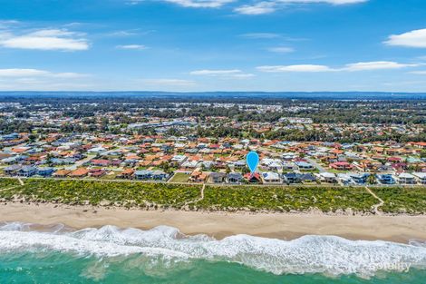 Property photo of 32 Ronsard Drive San Remo WA 6210