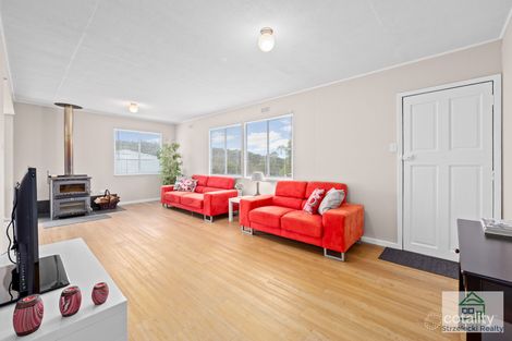 Property photo of 6 St Phillack Crescent Rawson VIC 3825