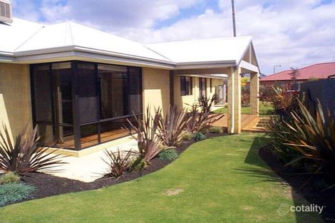 6 Harvest Lakes Bvd, Atwell, WA 6164