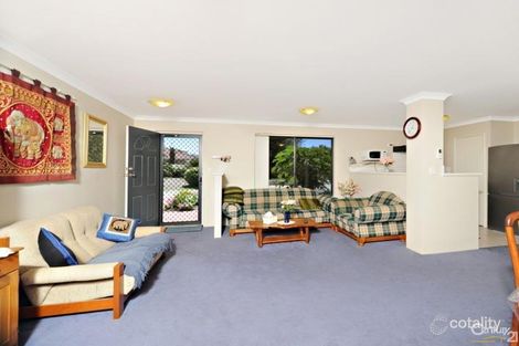 Property photo of 39 Stradbroke Gardens Ridgewood WA 6030
