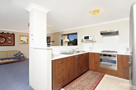 Property photo of 39 Stradbroke Gardens Ridgewood WA 6030