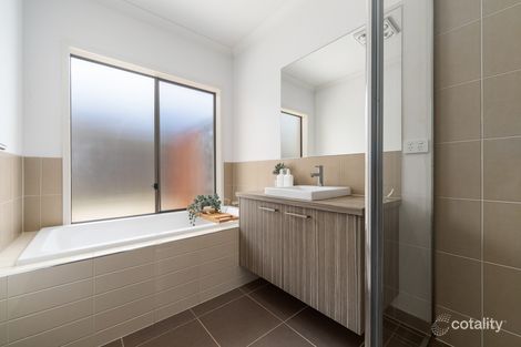 Property photo of 11 Maintop Ridge Botanic Ridge VIC 3977