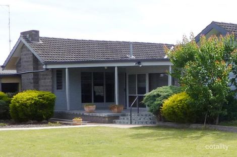 Property photo of 44 Barnes Boulevard Horsham VIC 3400