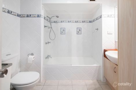 Property photo of 50/19 Aubrey Street Surfers Paradise QLD 4217