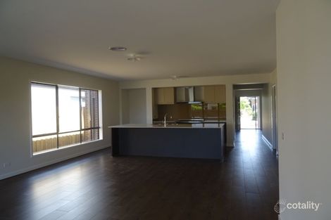 Property photo of 8A Beldale Court Sandhurst VIC 3977