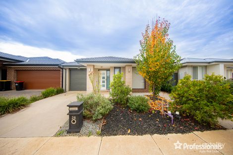Property photo of 28 Maribyrnong Way Cobblebank VIC 3338