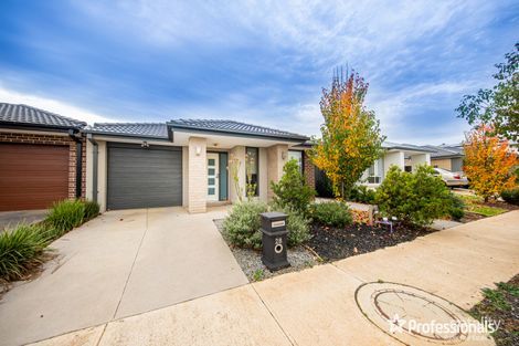Property photo of 28 Maribyrnong Way Cobblebank VIC 3338