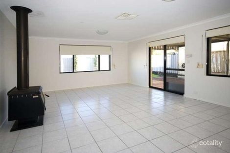 Property photo of 11 Loire Elbow Caversham WA 6055