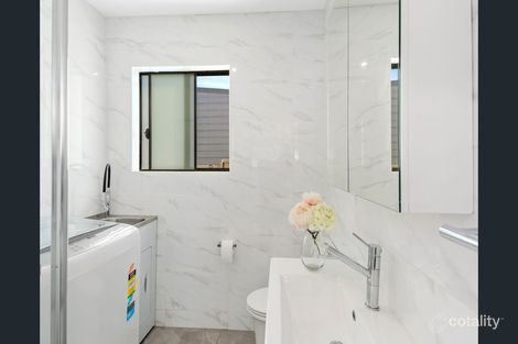 Property photo of 328 Northcliffe Drive Lake Heights NSW 2502