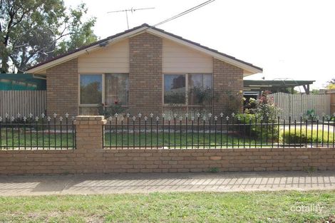 Property photo of 2 Magpie Court Werribee VIC 3030