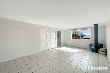 Property photo of 8 Libani Close Inverell NSW 2360