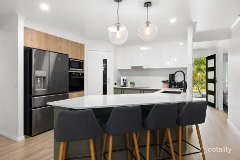 Property photo of 3 Ringtail Place Bli Bli QLD 4560