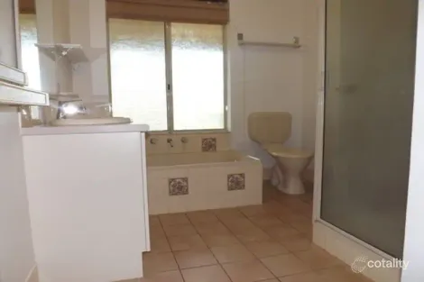 Property photo of 11 Midwater Court Leschenault WA 6233