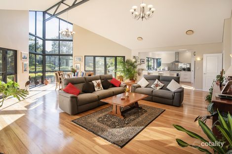 Property photo of 8 Seascape Rise Yallingup WA 6282
