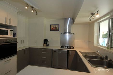 Property photo of 14 Weinholt Crescent Gailes QLD 4300