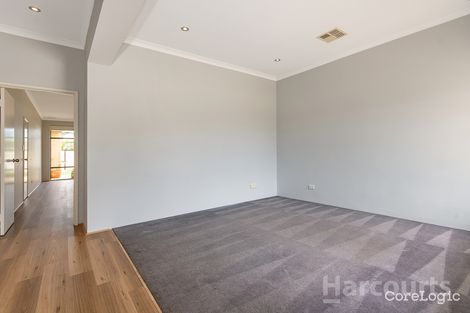 Property photo of 7 Boranup Avenue Clarkson WA 6030