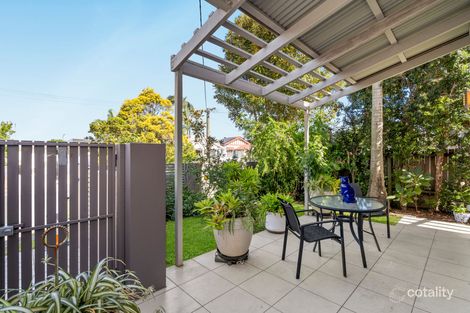 Property photo of 2/21 Brookfield Road Kedron QLD 4031