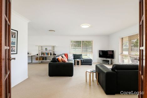 Property photo of 16 Regency Place Carindale QLD 4152