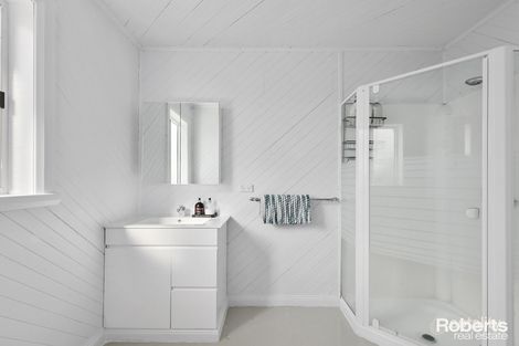 Property photo of 52 West Bay Road Rowella TAS 7270