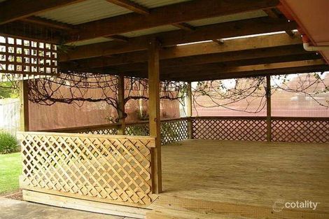 Property photo of 8 Ina Court Mount Gambier SA 5290