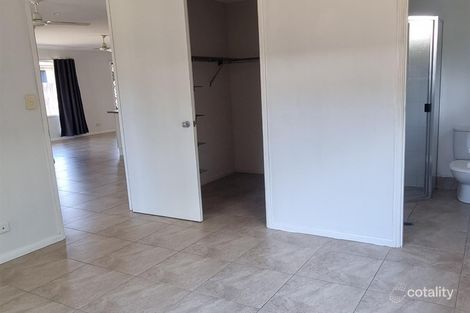 Property photo of 23 Roderick Street Bentley Park QLD 4869