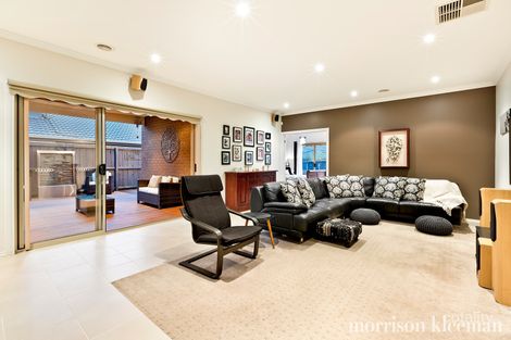 Property photo of 5 Dargo Crescent Doreen VIC 3754