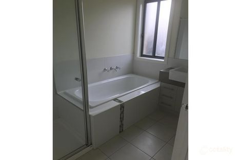 Property photo of 5 Hardwick Crescent Derrimut VIC 3026