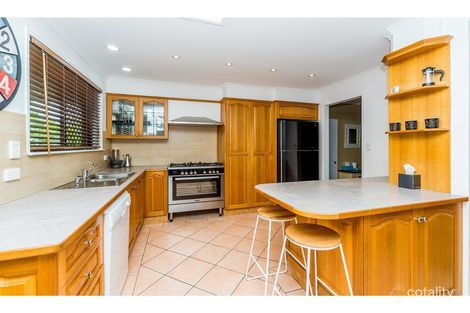 Property photo of 11 Riverstone Road Helensvale QLD 4212