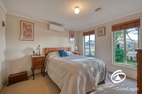Property photo of 12 Royanne Close Bunyip VIC 3815