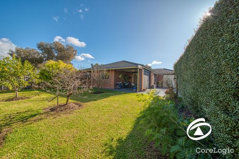 Property photo of 12 Royanne Close Bunyip VIC 3815