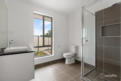 Property photo of 23B Sullivans Road Woodend VIC 3442