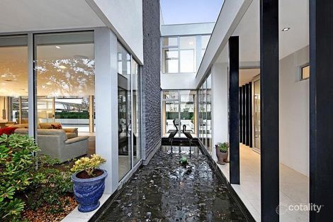 Property photo of 2 Middle Crescent Brighton VIC 3186