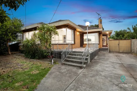 4 St Andrew St, Sunshine West, VIC 3020