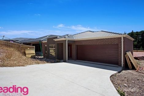 Property photo of 8 Retreat Crescent Sunbury VIC 3429