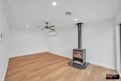 Property photo of 20 Roope Close Calwell ACT 2905