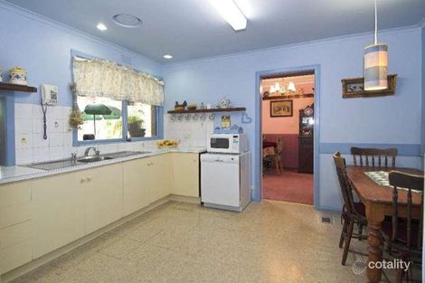 Property photo of 20 Tower Drive Briar Hill VIC 3088