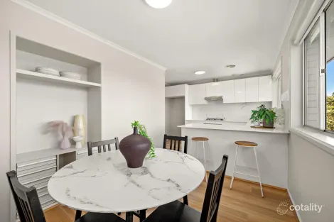 Property photo of 2 Coutie Place Macgregor ACT 2615