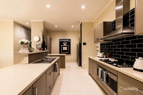Property photo of 27 Meridian Drive South Morang VIC 3752