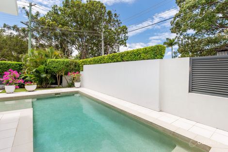 Property photo of 1/66 Heeb Street Bundall QLD 4217