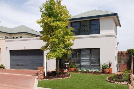 39 Halliday Gr, Hillarys, WA 6025