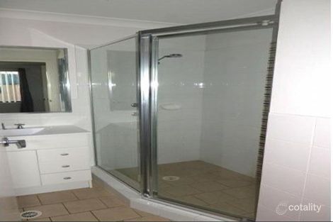 Property photo of 37 Wingate Avenue West Hoxton NSW 2171