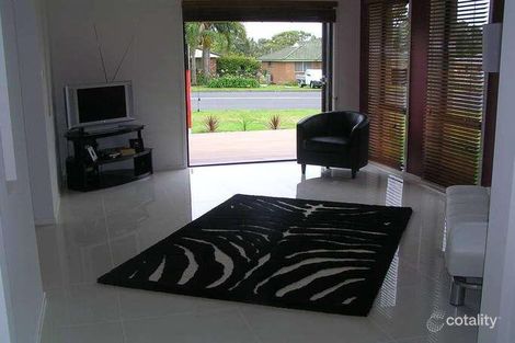 Property photo of 10 The Lake Circuit Culburra Beach NSW 2540