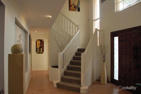 Property photo of 9 Tamarind Place Stretton QLD 4116