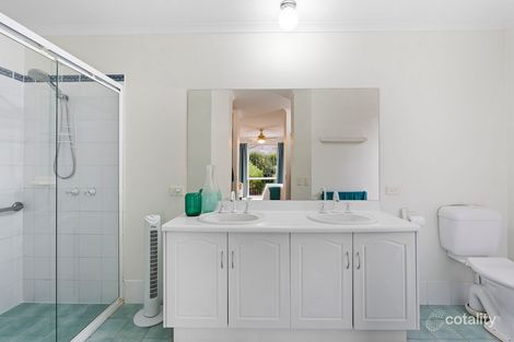 Property photo of 6 David Mews Mardi NSW 2259