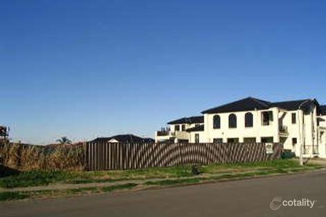 4 Toorak Cl, St Johns Park, NSW 2176