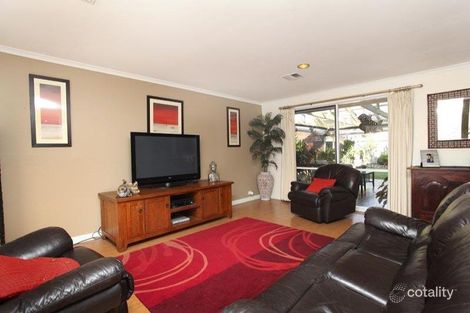 Property photo of 1 Snaefell Crescent Gladstone Park VIC 3043