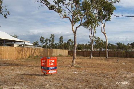 11 Greentree Cct, Bushland Beach, QLD 4818