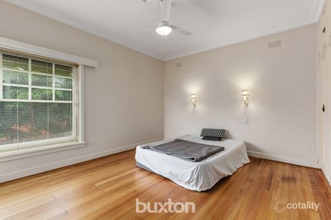 Property photo of 26 Farquharson Street Mount Waverley VIC 3149